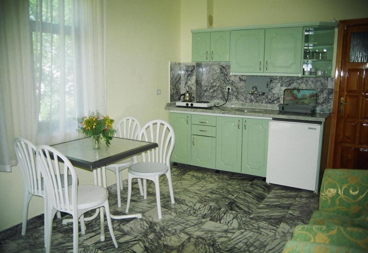 Oezay Apart Otel Muğla Extérieur photo